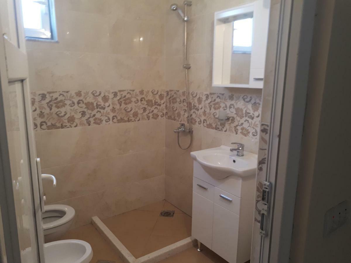 Tahiri Bellevue Апартаменты Улцинь